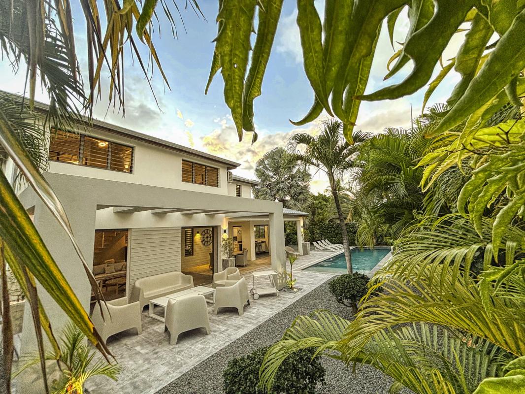 29.Location villa 3 chambres piscine Saint François Guadeloupe_Ensemble